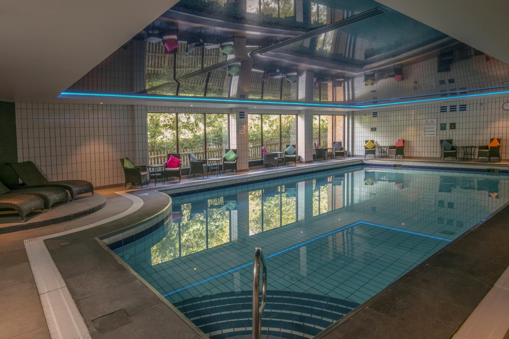 Hampshire Court Hotel & Spa Basingstoke Esterno foto